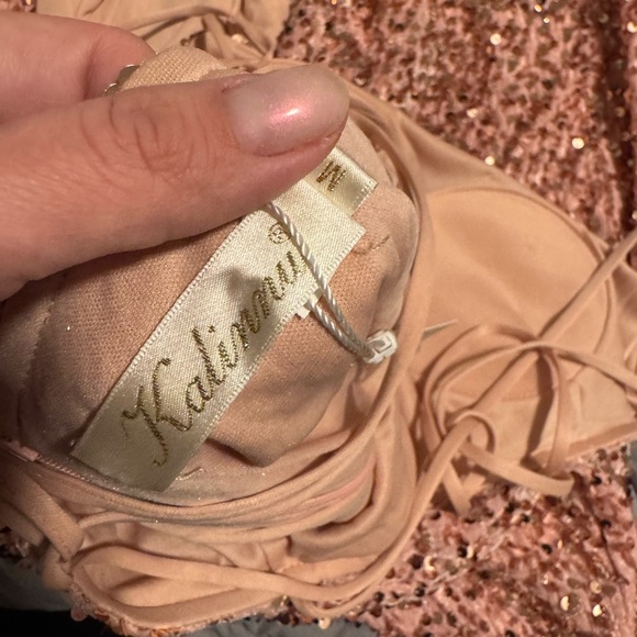 💛💛 Kalinnu Gold Sequin Prom Dress Size Medium - Picture 7 of 8